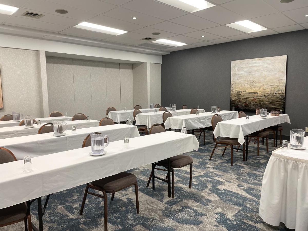 בושרוויל Hotel Welcominns מראה חיצוני תמונה