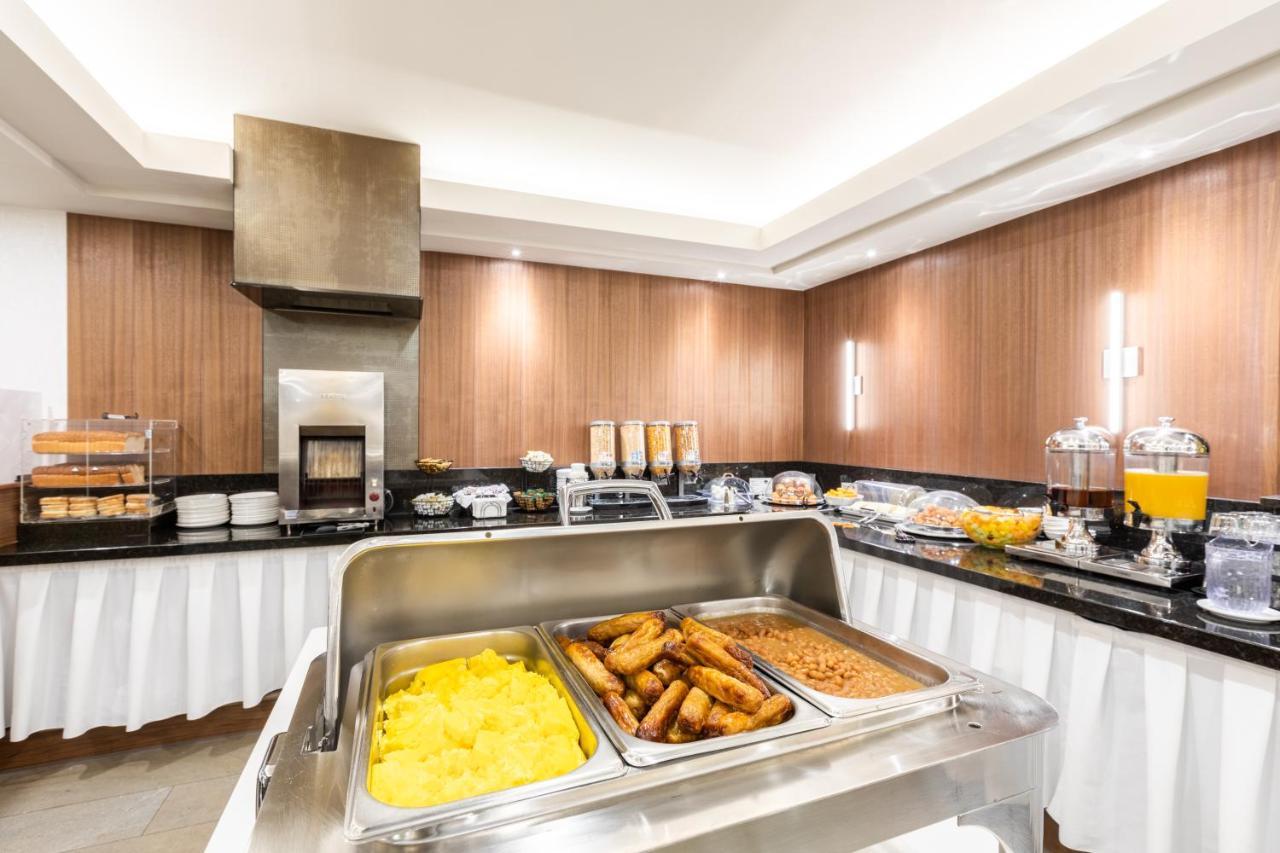 בושרוויל Hotel Welcominns מראה חיצוני תמונה
