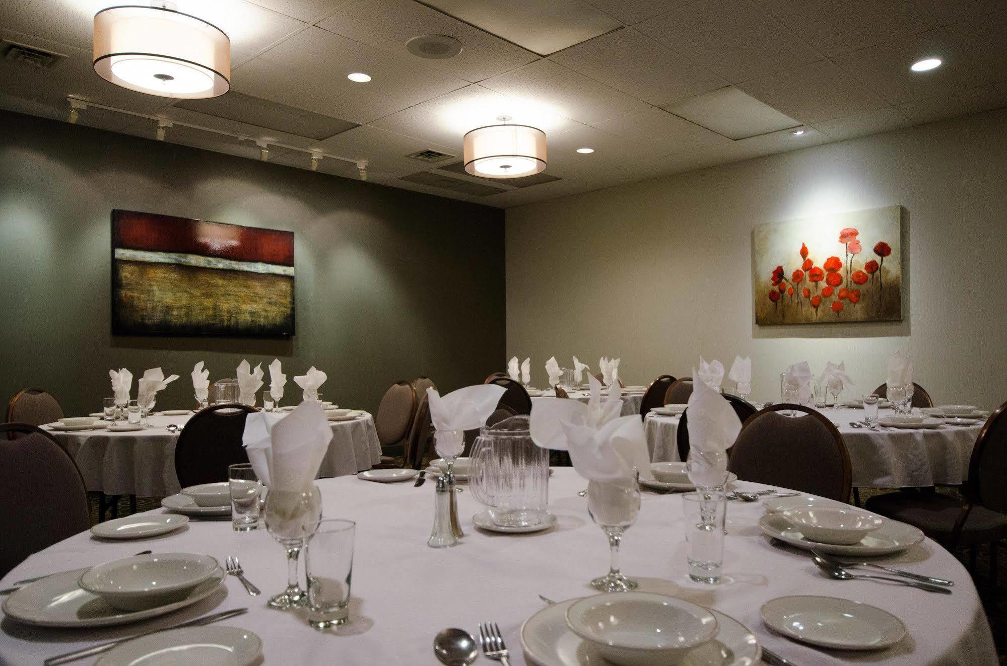 בושרוויל Hotel Welcominns מראה חיצוני תמונה